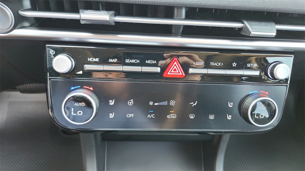 2025 Hyundai Tucson Limited photo 22