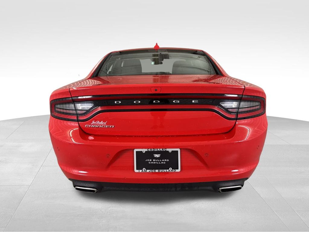 2023 Dodge Charger SXT photo 3