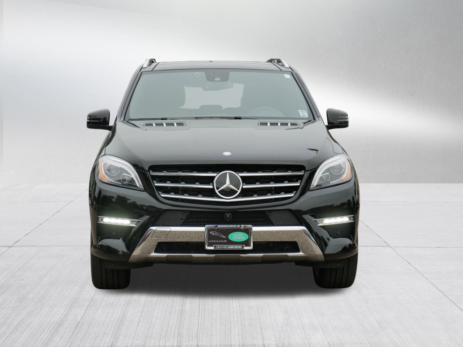 Used 2015 Mercedes-Benz M-Class ML400 with VIN 4JGDA5GB4FA559567 for sale in Minneapolis, Minnesota