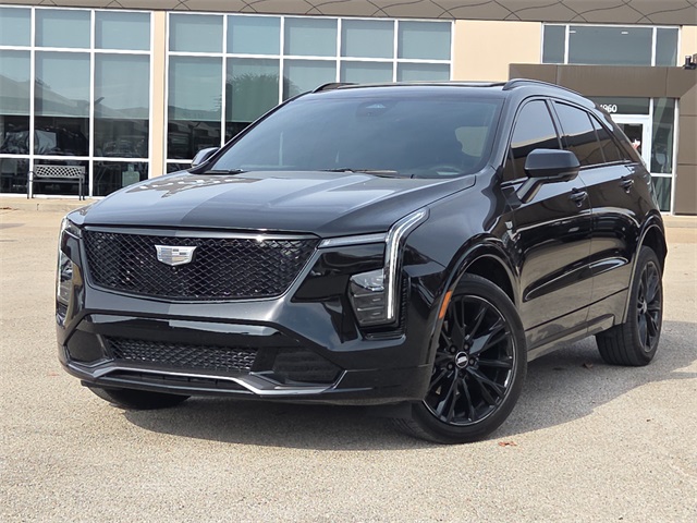 2025 Cadillac XT4 Sport's photo