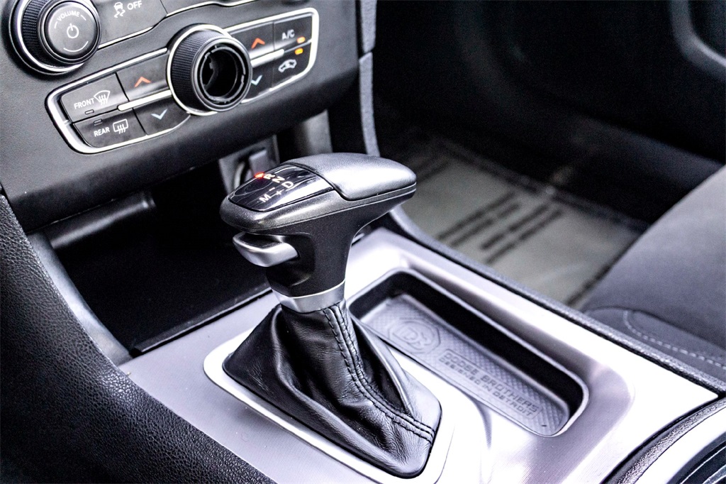 2023 Dodge Charger SXT photo 23