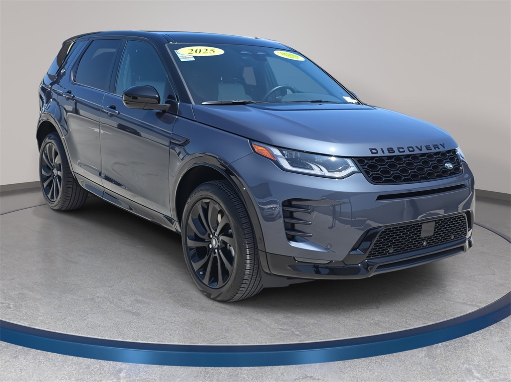 2025 Land Rover Discovery Sport SE photo 3