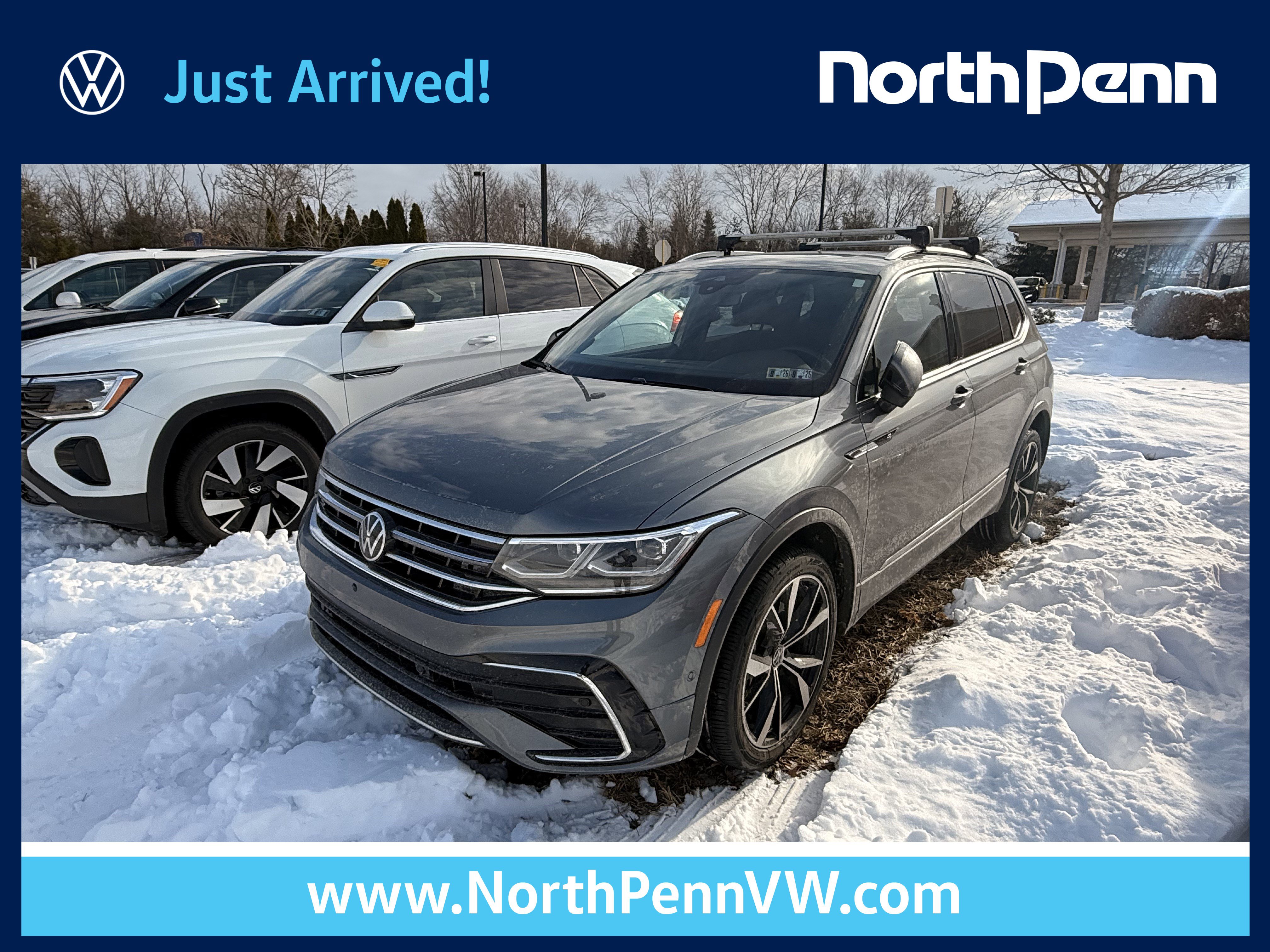 2022 Volkswagen Tiguan SEL R-LINE's photo