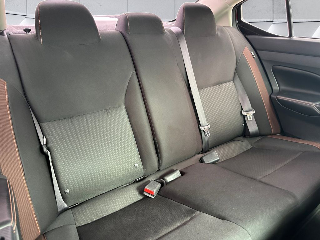 2022 Nissan Versa 1.6 SR photo 14