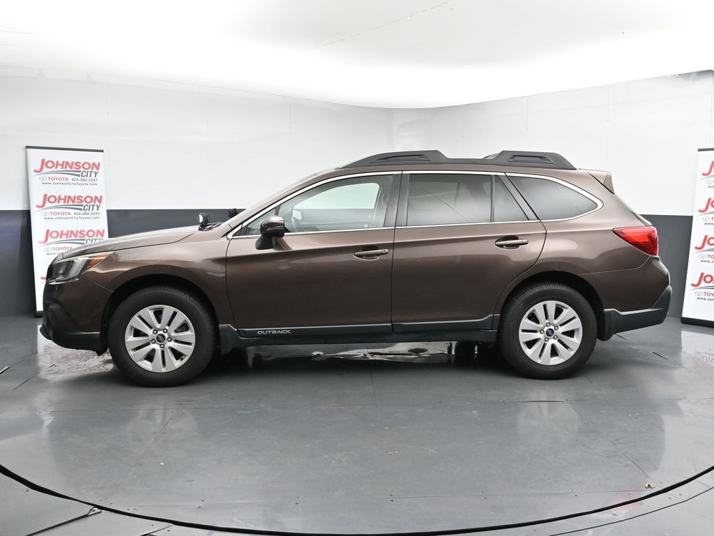 2019 Subaru Outback 2.5i Premium photo 4