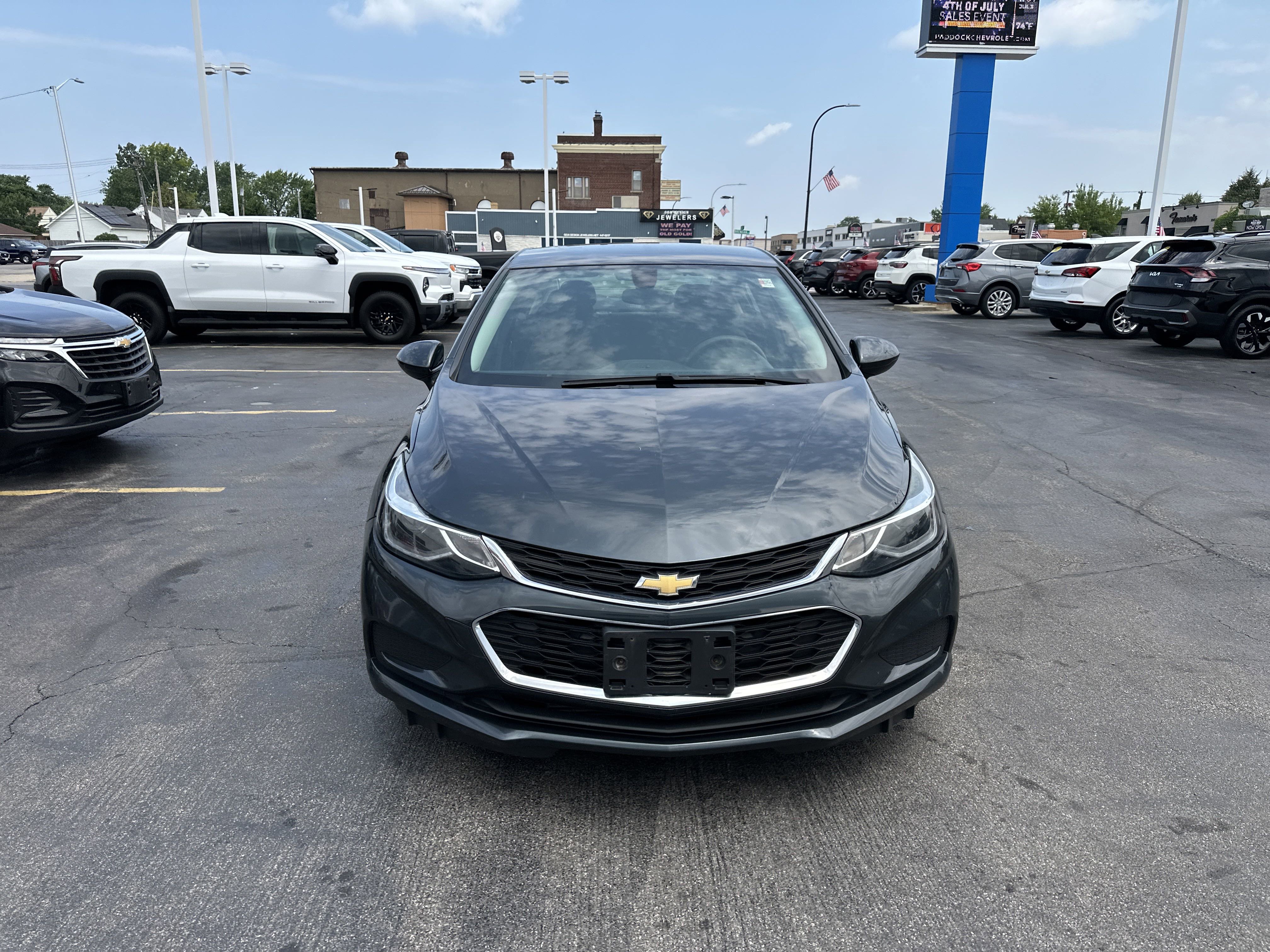 Used 2018 Chevrolet Cruze LT with VIN 1G1BE5SM0J7210848 for sale in Kenmore, NY