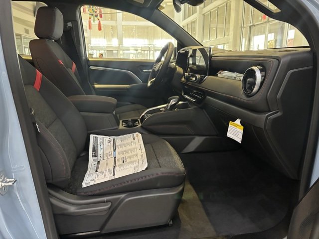 2025 Chevrolet Colorado Z71 photo 19