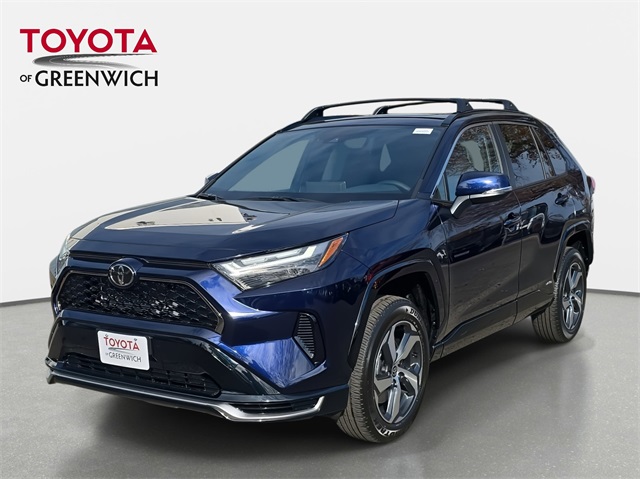 2025 Toyota RAV4 SE's photo