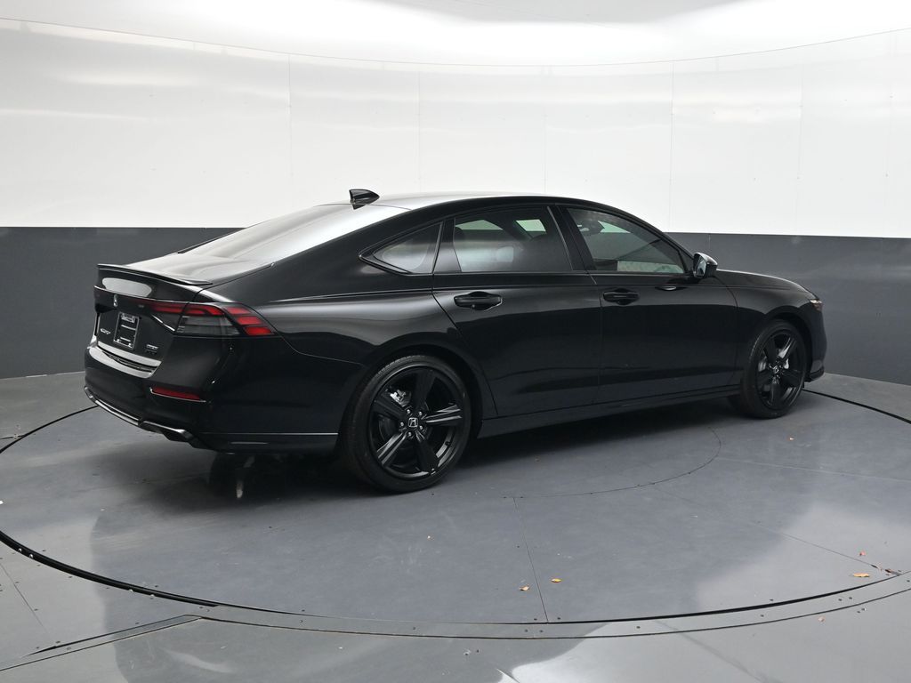 2025 Honda Accord Hybrid Sport-L photo 3