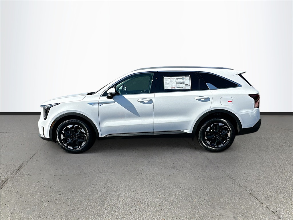 2026 Kia Sorento S photo 4
