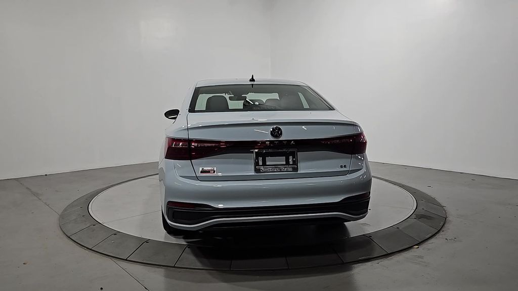 2026 Volkswagen Jetta 1.5T SE photo 3