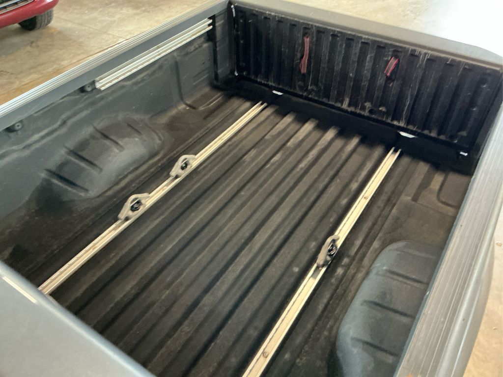 2019 Nissan Frontier SV photo 17