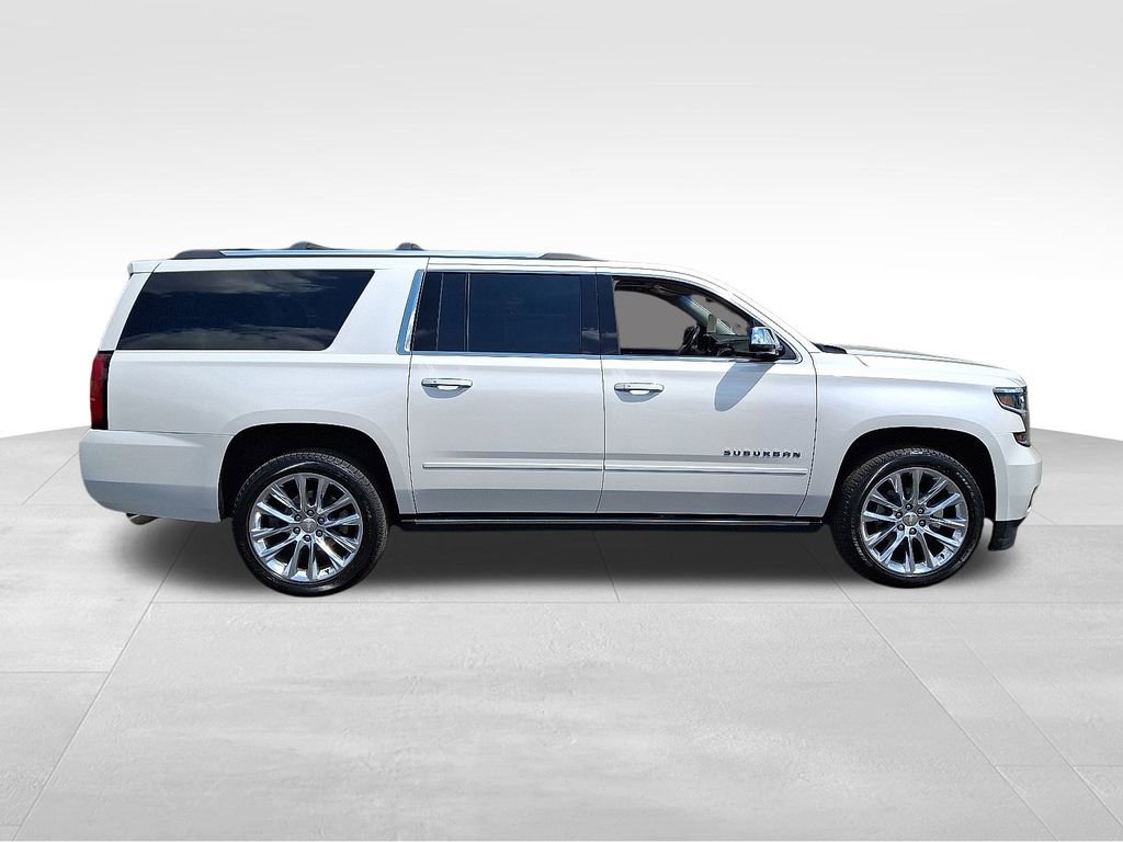 2019 Chevrolet Suburban Premier photo 5