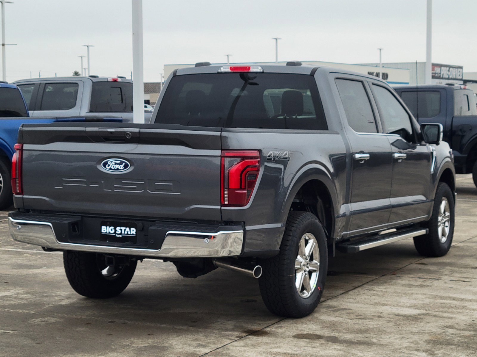 2025 Ford F-150 Lariat photo 4