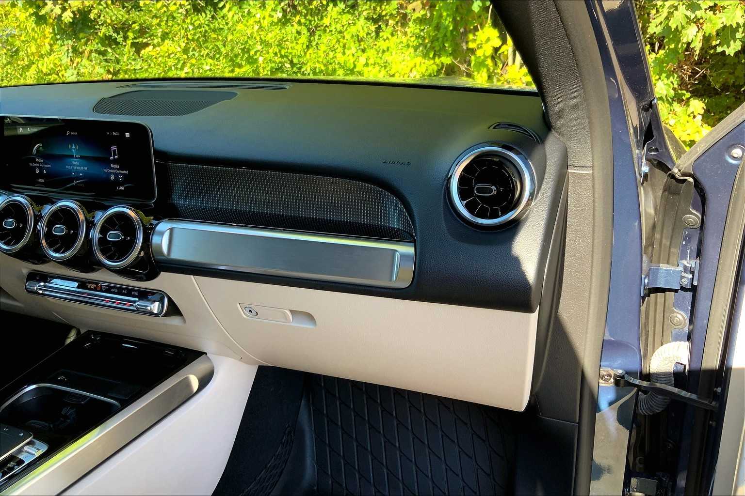 2020 Mercedes Benz GLB 250 4MATIC photo 18