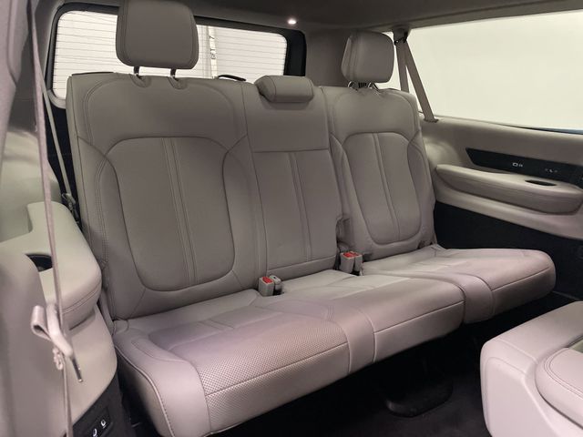 2023 Jeep Grand Wagoneer L Base photo 31