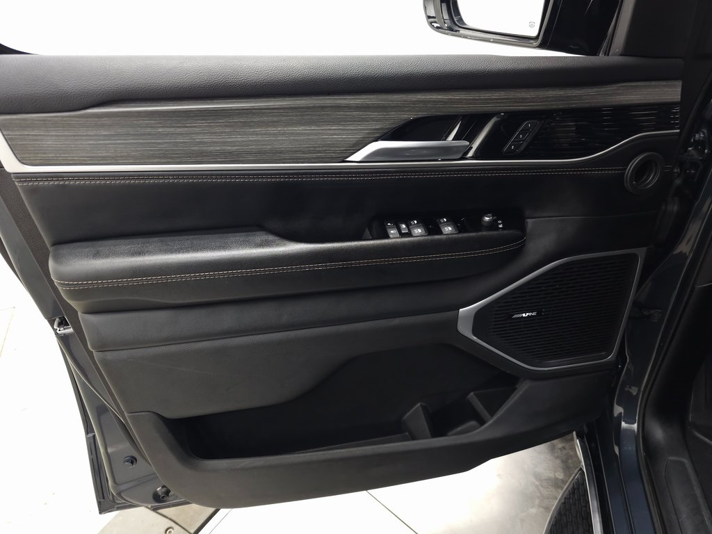 2024 JEEP WAGONEER - Image 13