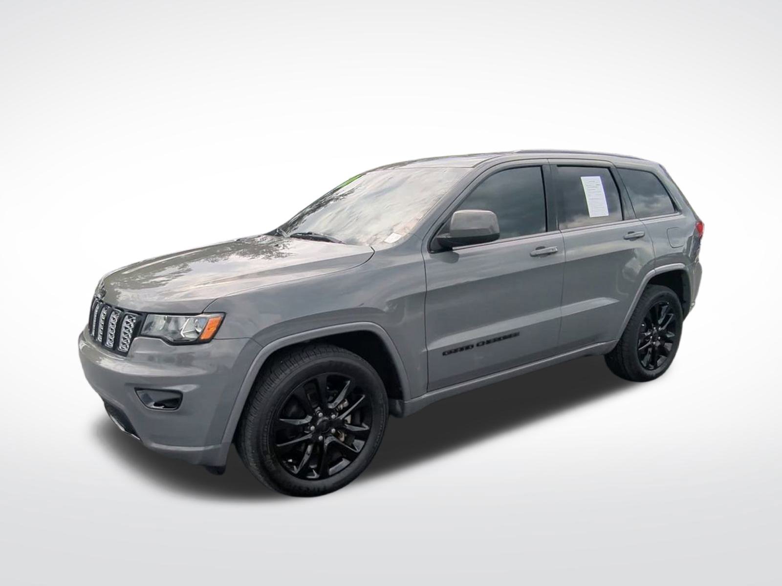 2020 Jeep Grand Cherokee Altitude photo 3