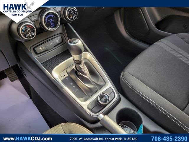 2025 HYUNDAI VENUE - Image 23