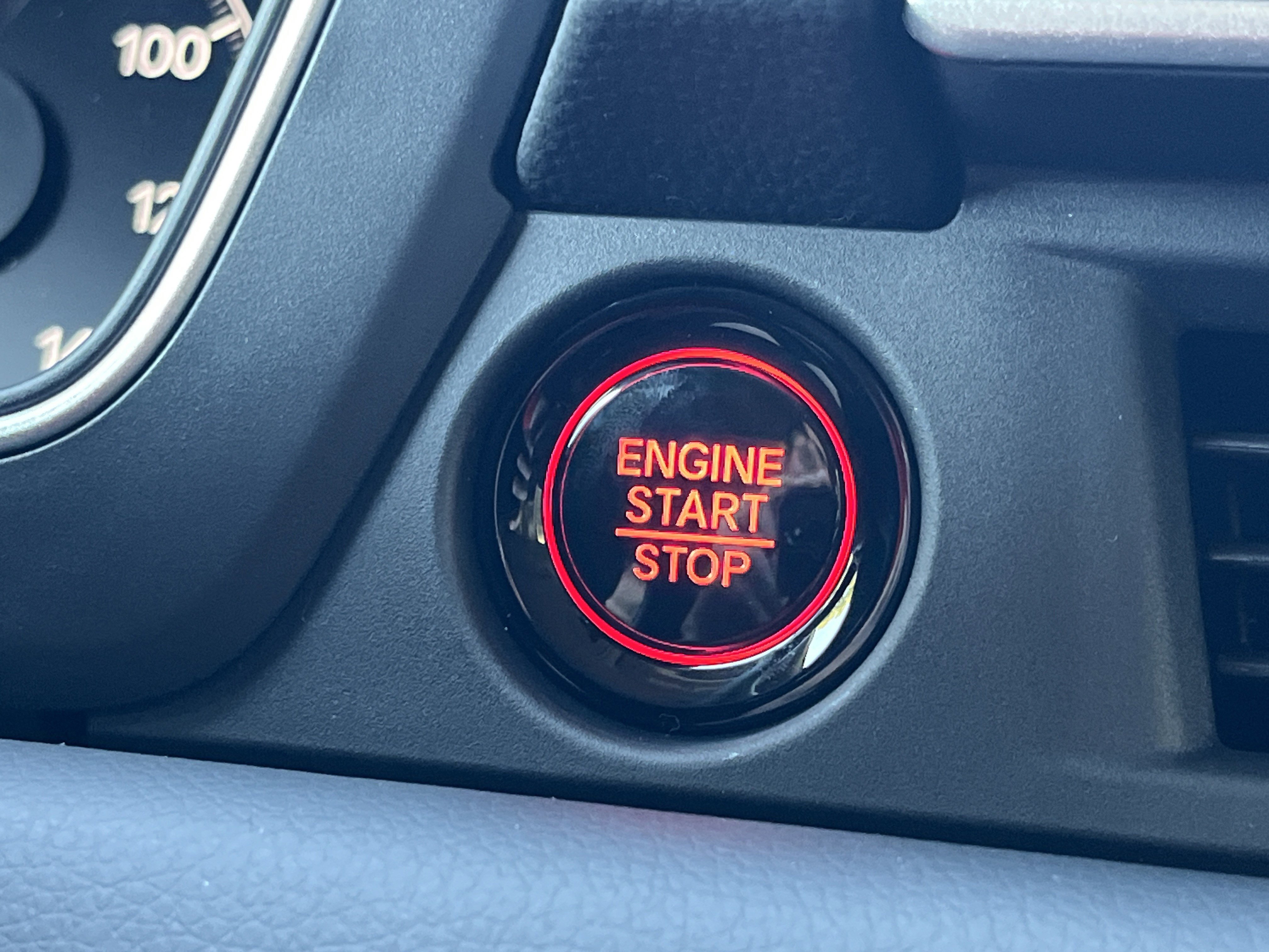 2025 Honda Pilot Touring photo 4