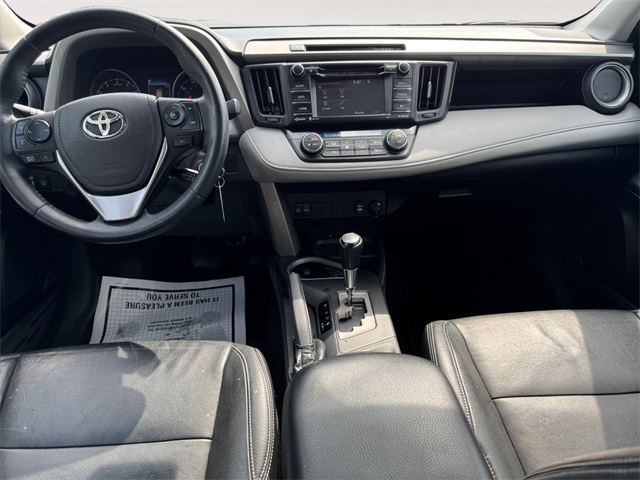 2017 Toyota RAV4 XLE photo 10
