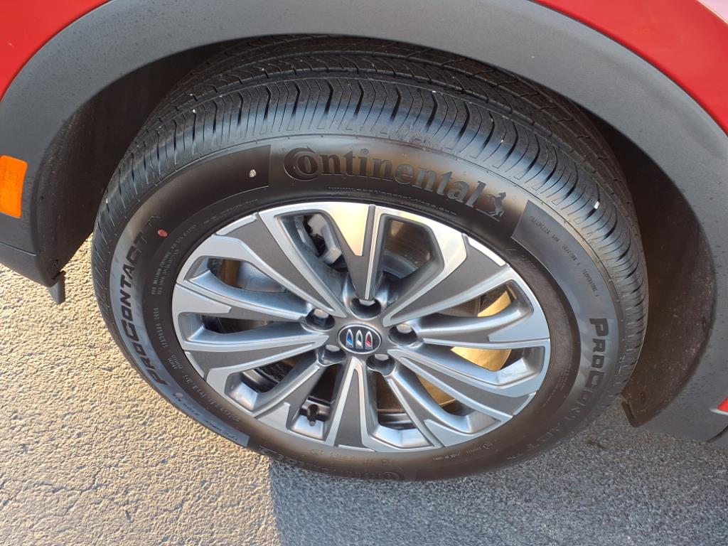 2025 Buick Envision Preferred photo 12