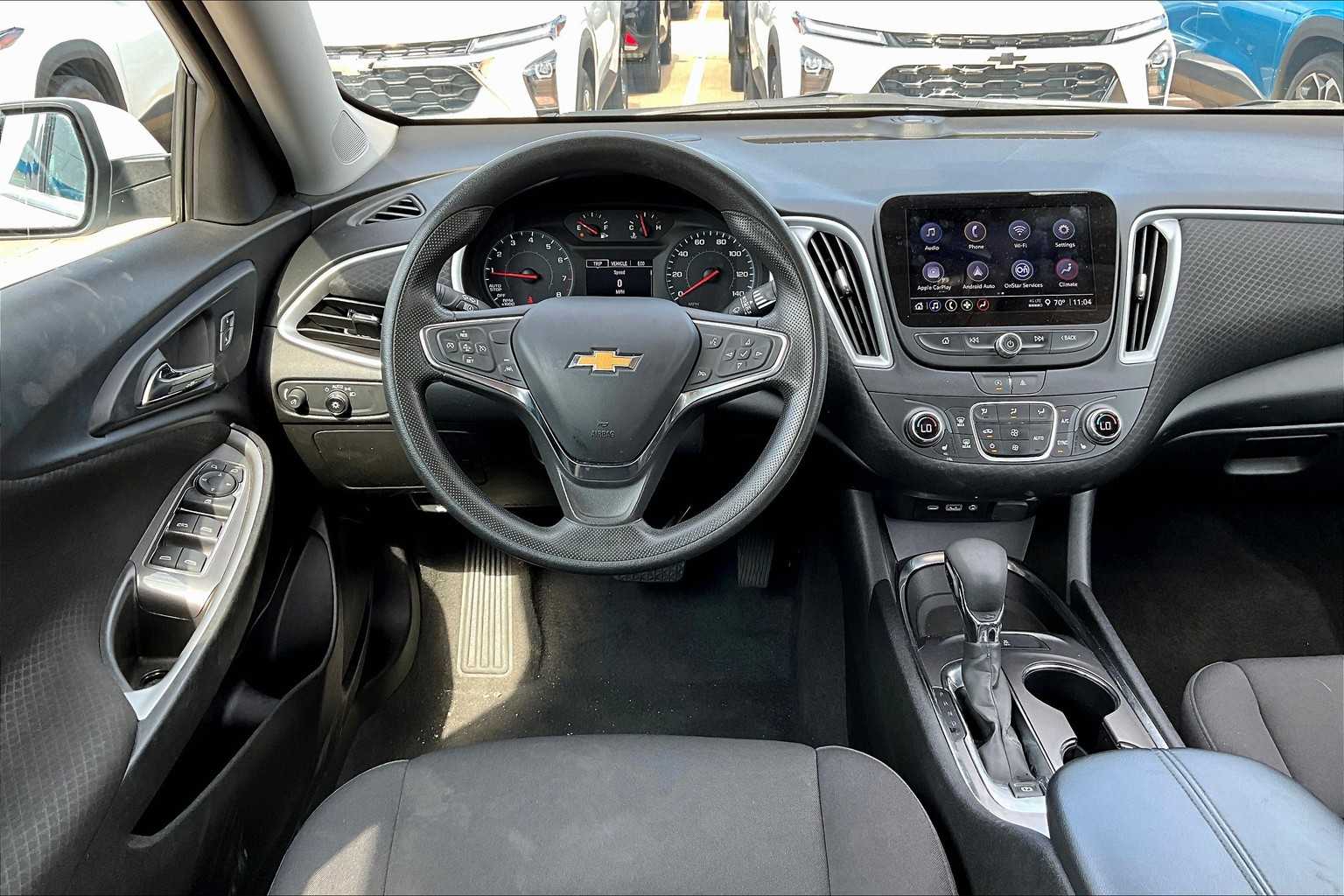 2023 Chevrolet Malibu 1LT photo 4