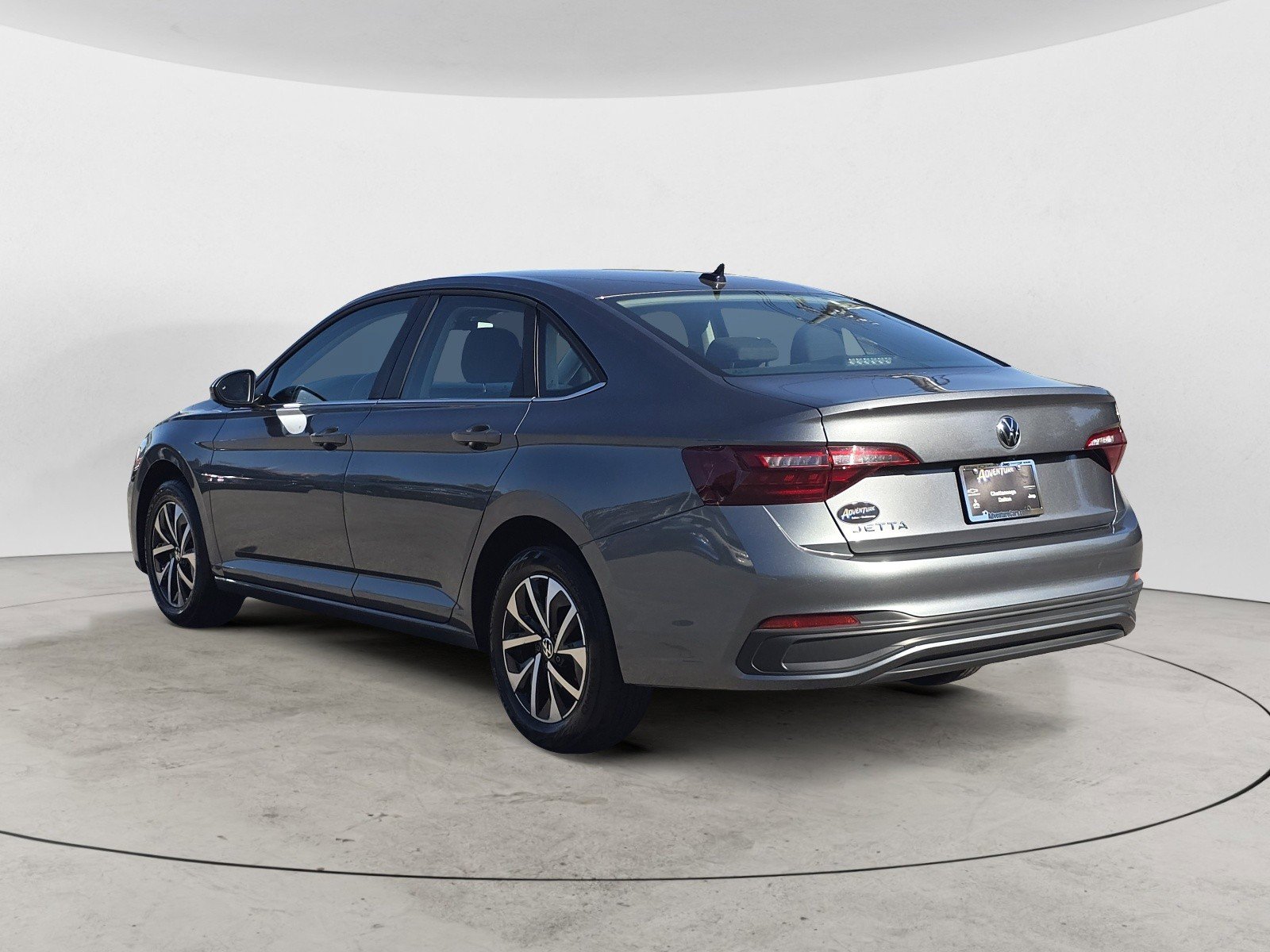 2024 Volkswagen Jetta S photo 4