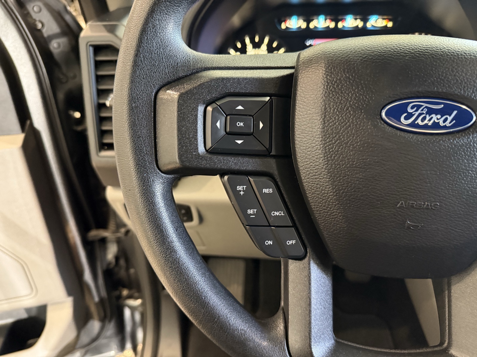 2018 Ford F-150 XL photo 10