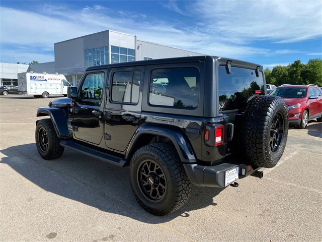 2020 Jeep Wrangler Unlimited Sahara photo 6