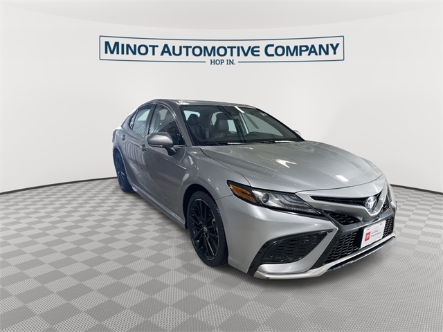 2023 Toyota Camry XSE photo 2