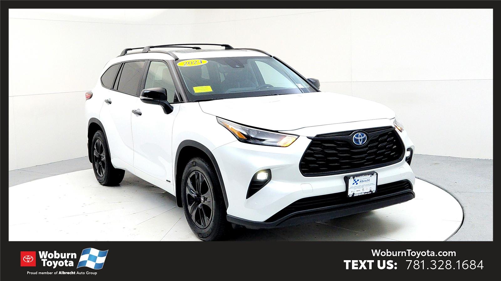 2024 Toyota Highlander XLE Nightshade's photo