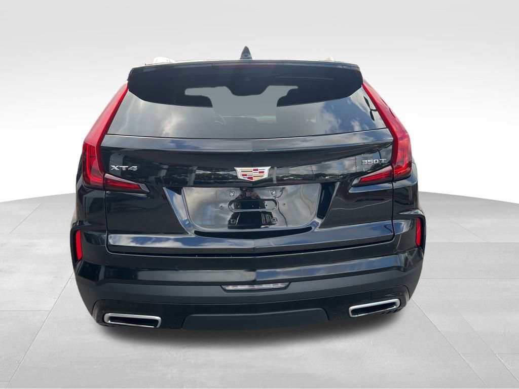2024 Cadillac XT4 Premium Luxury photo 2