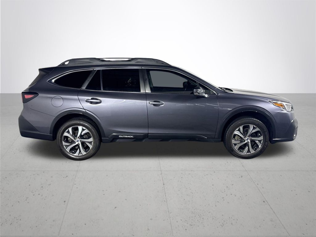 2022 Subaru Outback Limited photo 5