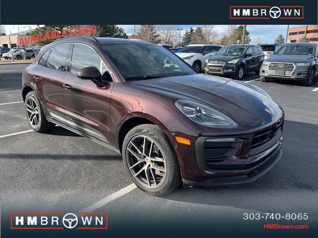 2024 Porsche Macan Base's photo