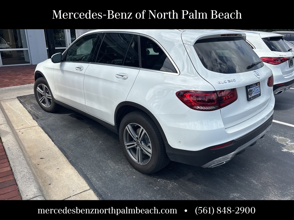 2020 Mercedes Benz GLC 300 photo 2