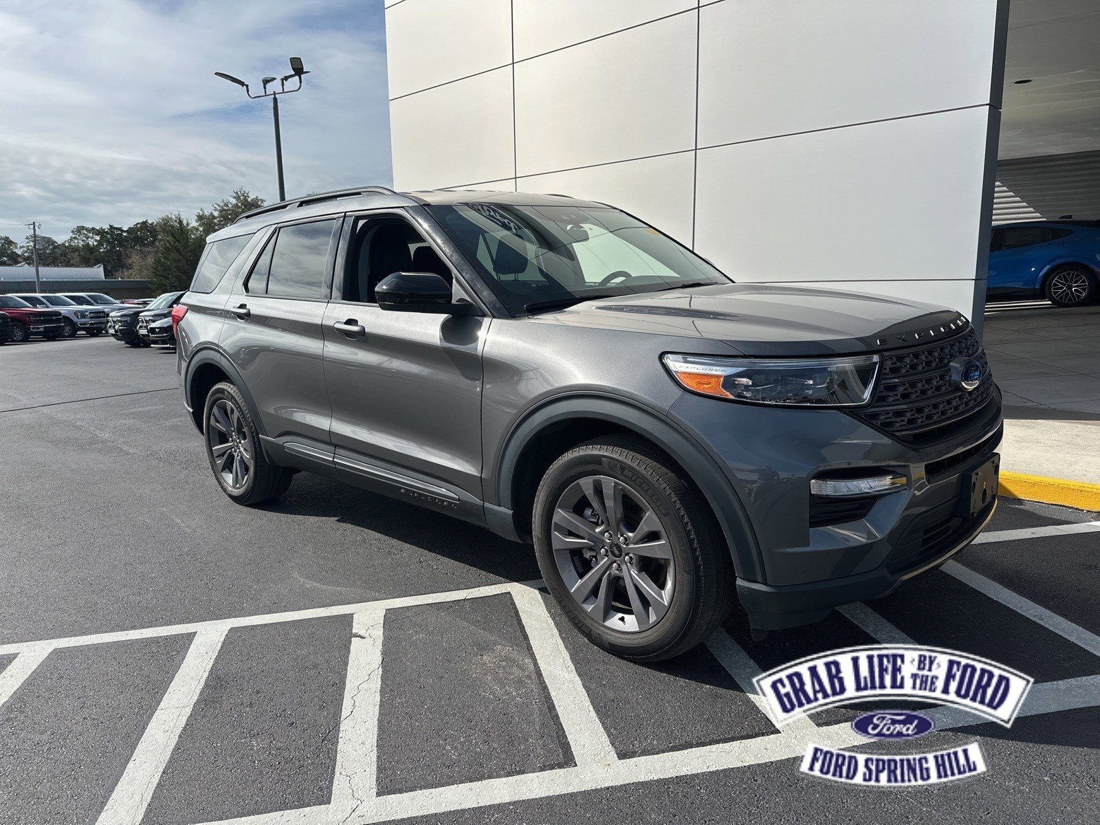 2022 Ford Explorer XLT's photo