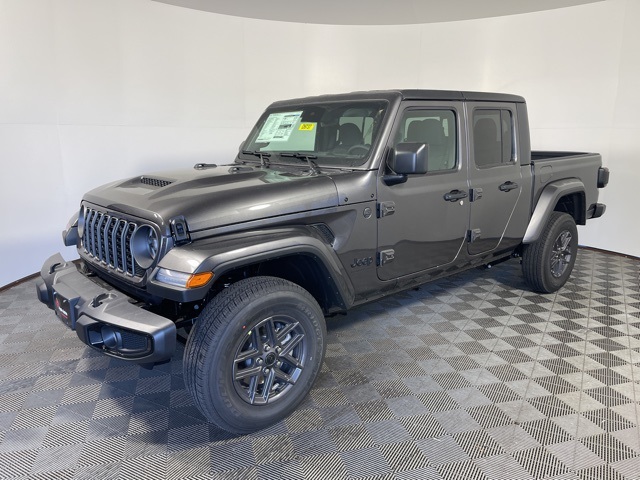 2025 Jeep Gladiator Sport S photo 3