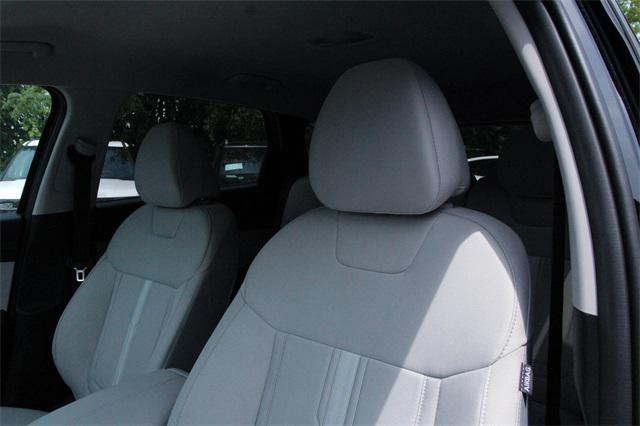 2026 Hyundai Tucson SEL photo 9