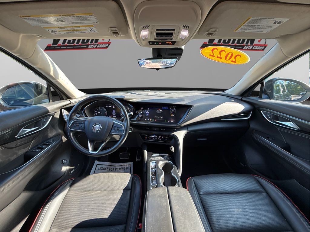 2022 Buick Envision Essence photo 29