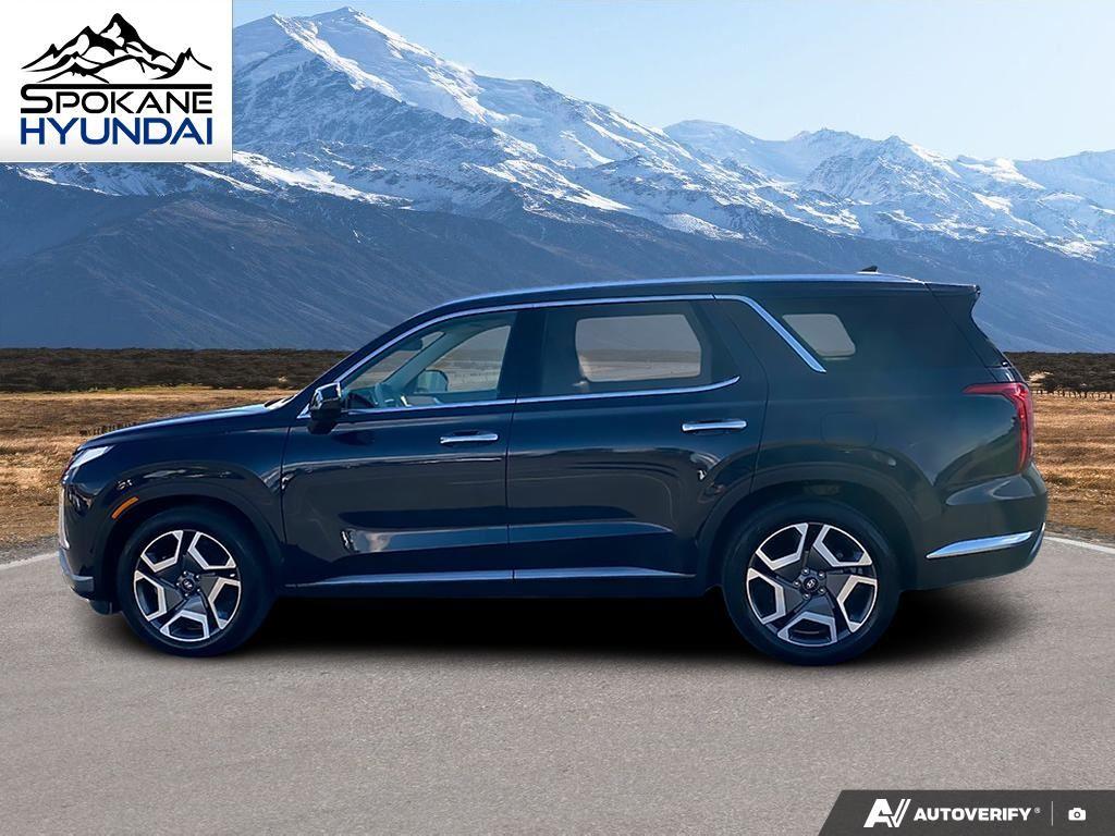 2023 Hyundai Palisade Limited photo 2