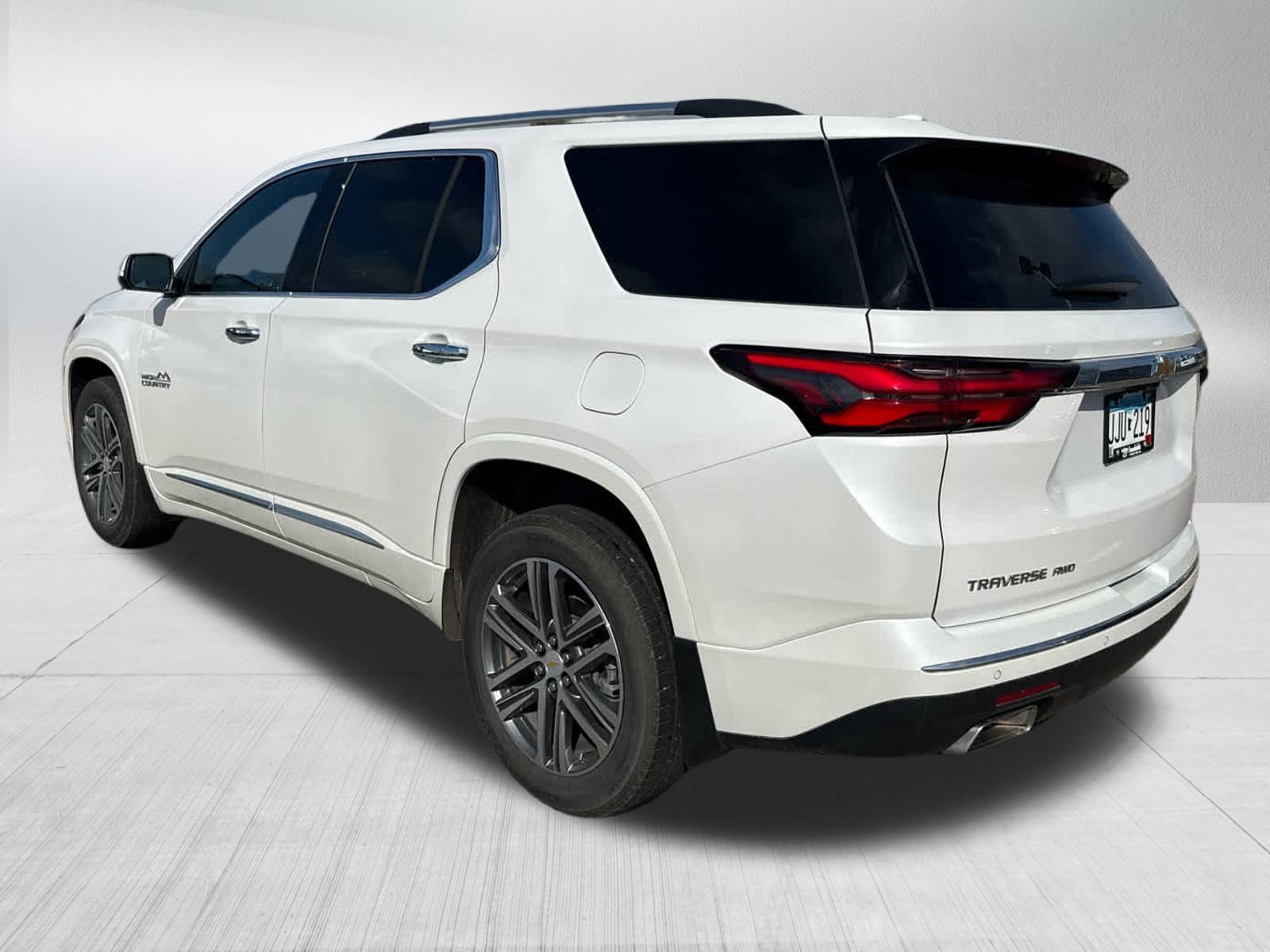 2022 Chevrolet Traverse High Country photo 3
