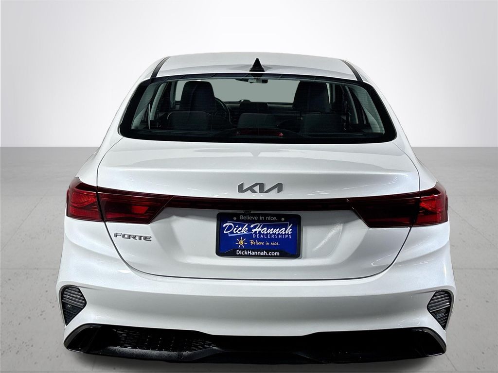 2023 Kia Forte LXS photo 7