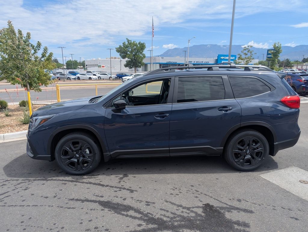 2025 Subaru Ascent Onyx Edition Touring photo 8