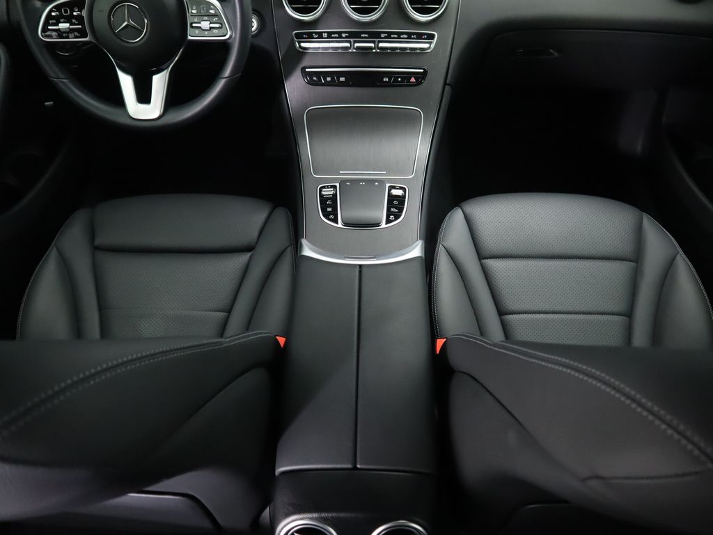 2022 Mercedes Benz GLC 300 photo 15