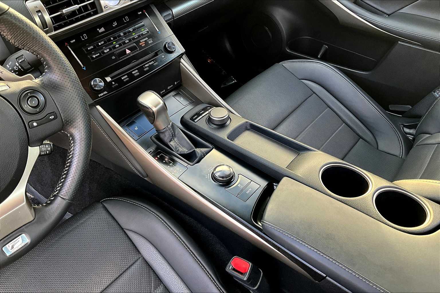 2014 Lexus IS 250 photo 15