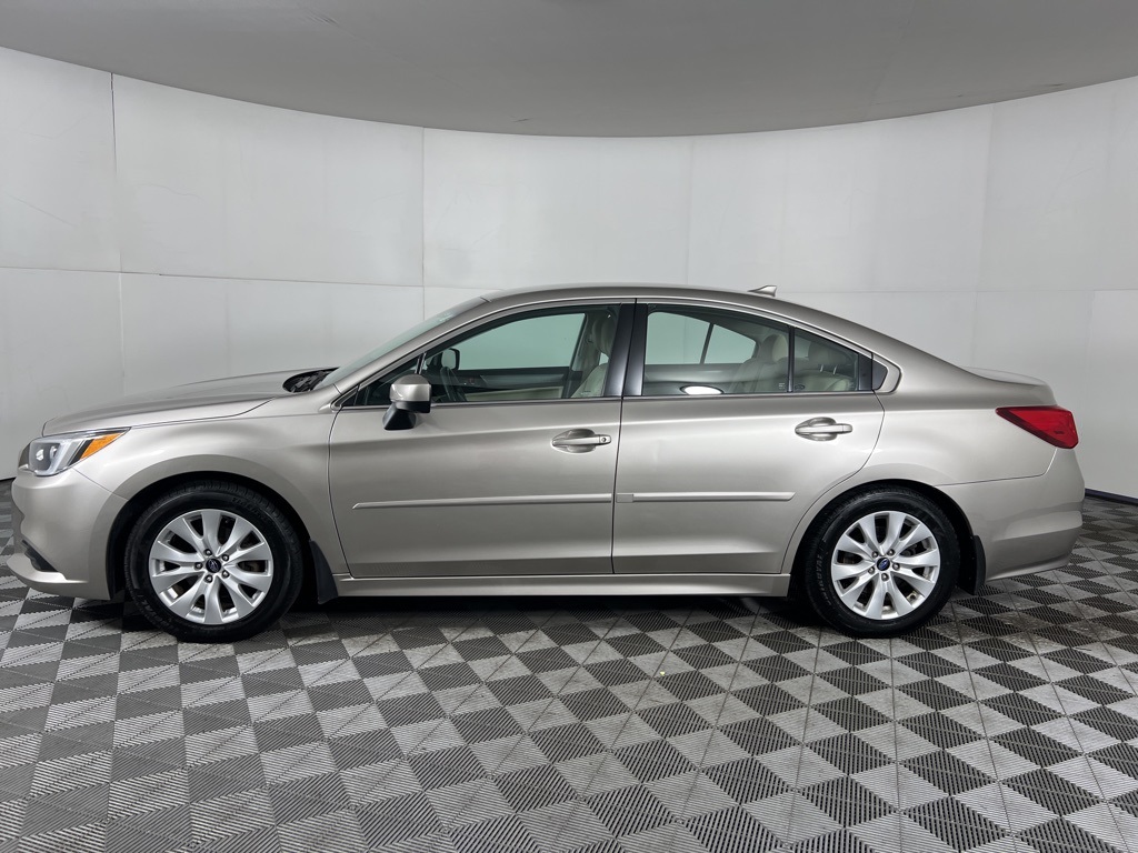 2017 Subaru Legacy 2.5i Premium photo 16