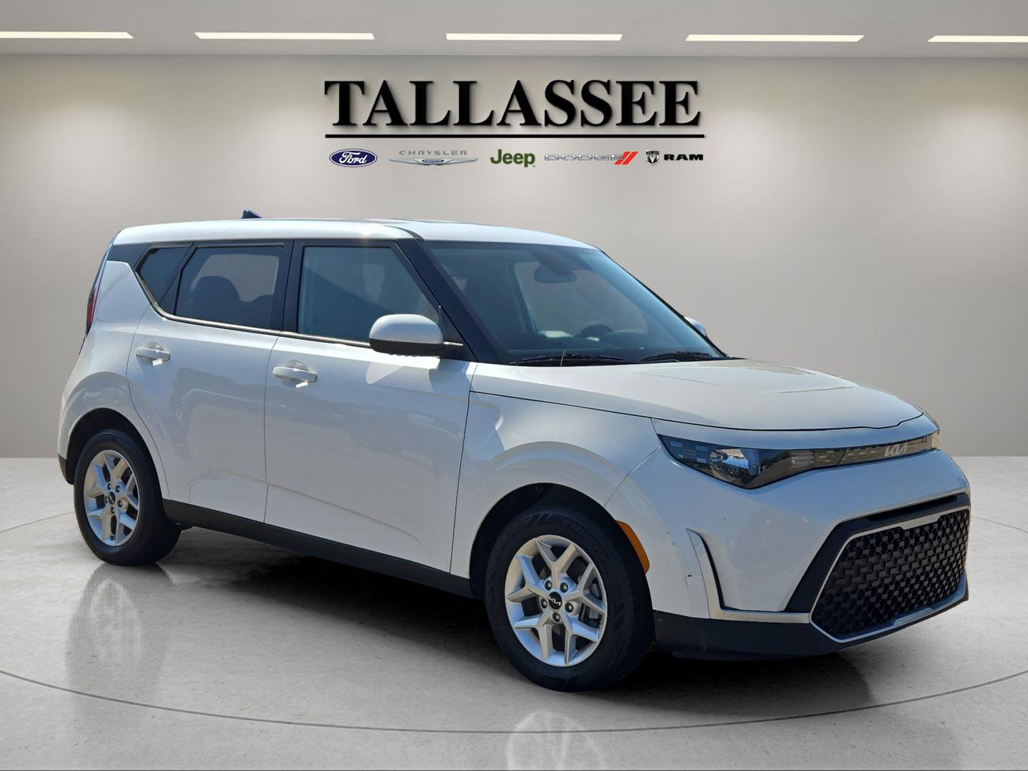2024 Kia Soul LX photo 5