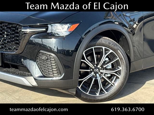 2025 Mazda CX-70 Premium Plus photo 3