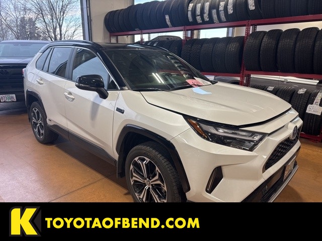 2024 Toyota RAV4 XSE's photo